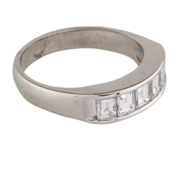 1.01 ctw Diamond Platinum Ring in Size 6.25+ Excellent Conditon - Picture 4 of 14